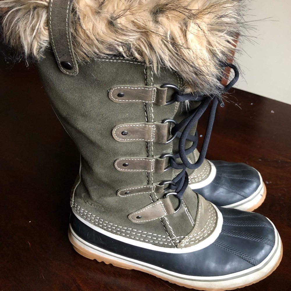 Sorel Joan of Arctic boots